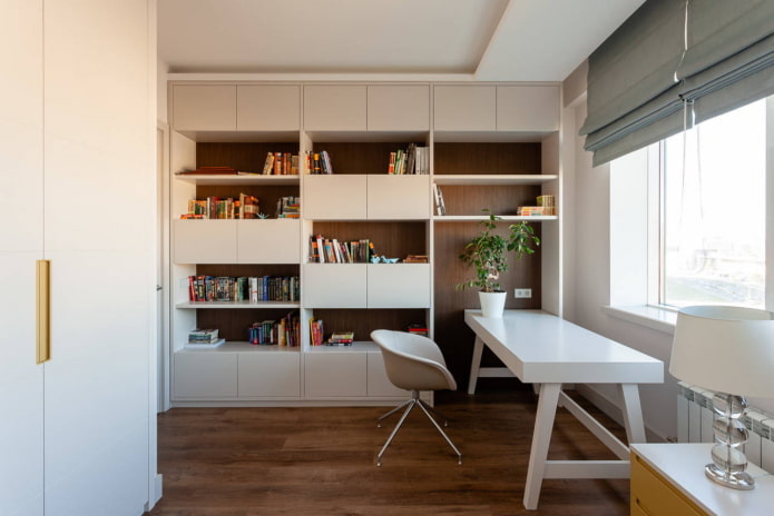 Bureau bij het raam voor een tiener