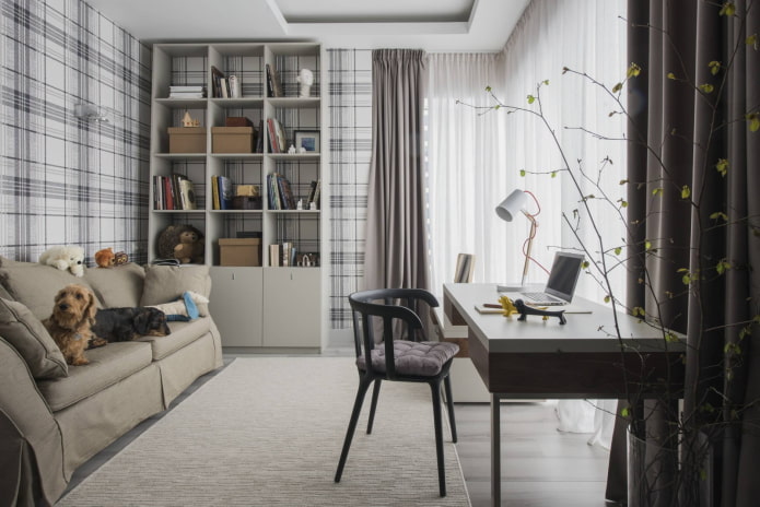 Kamer met geruit behang
