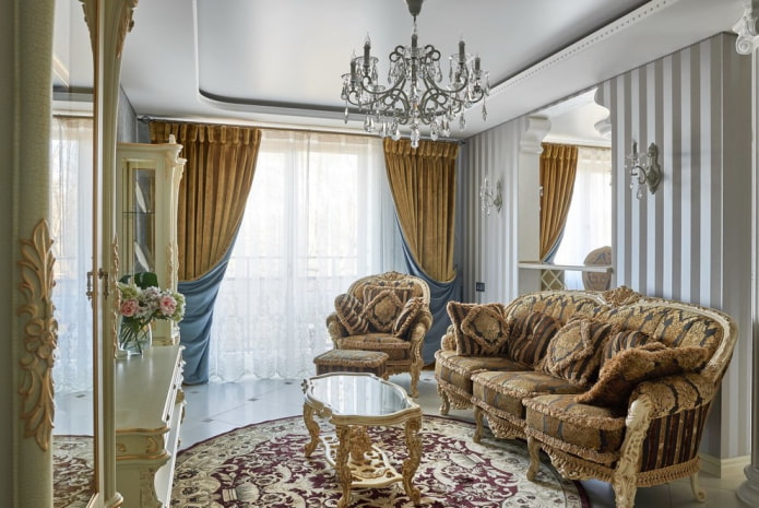 interieur van de hal van 16 vierkante meter in een klassieke stijl