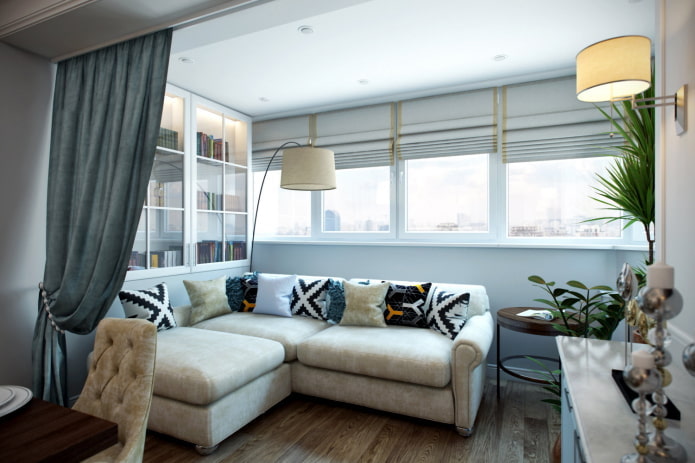 woonkamer gecombineerd met een balkon