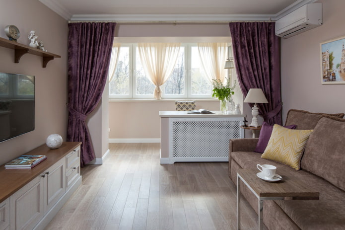woonkamer van 18 vierkante meter met balkon
