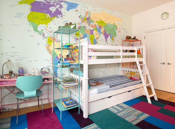 kinderkamerontwerp met fotobehang met wereldkaart