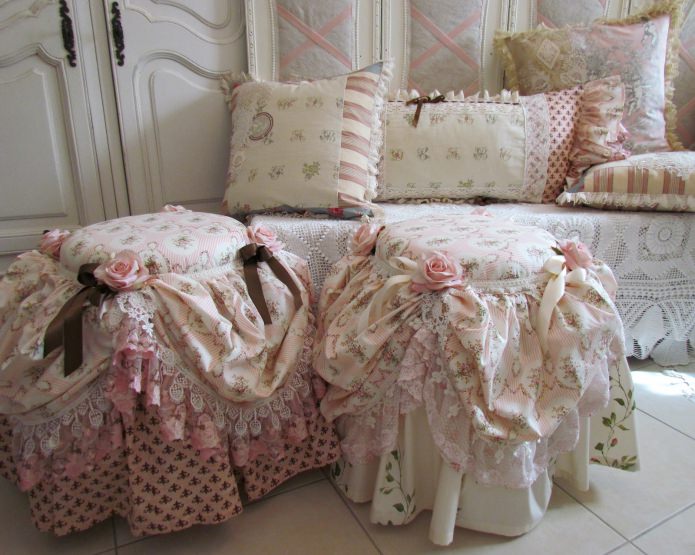poefs in shabby chic stijl