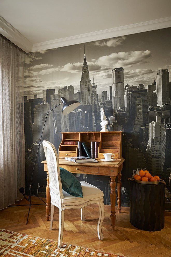 behang in het interieur van de studeerkamer