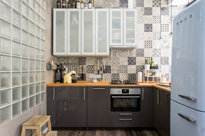 glazen tegels voor de keuken