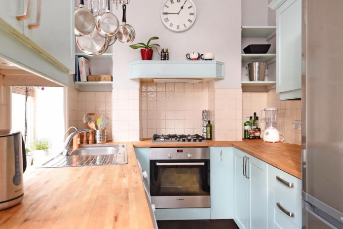 kleurenschema van het interieur van een keuken van 8 m?.