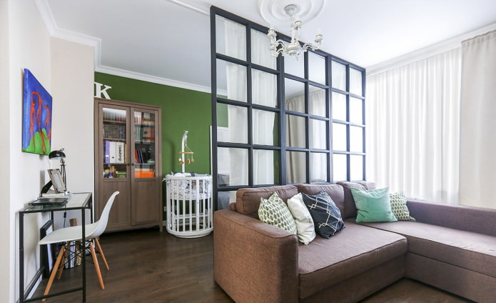 kinderkamerontwerp in het interieur van een appartement van 35 vierkante meter
