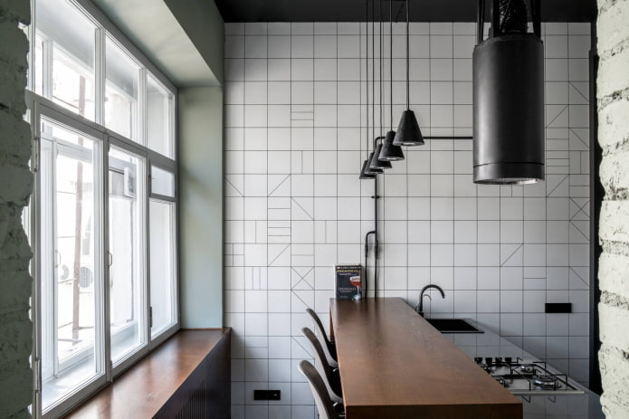 Kleine keuken met bar