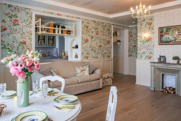 Woonkamer met een doorgeefraam