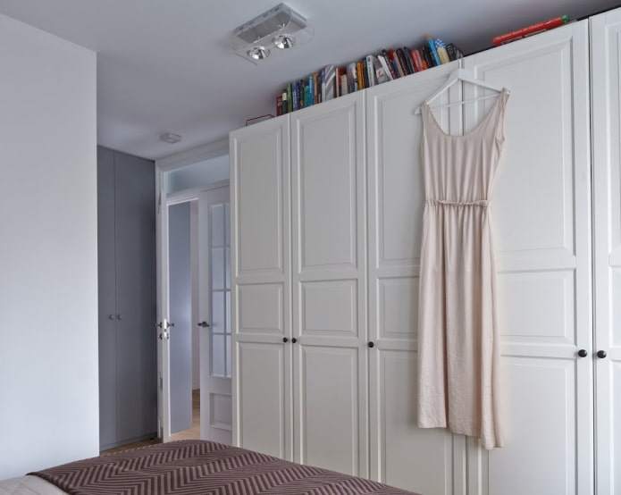 Kledingkast in de slaapkamer