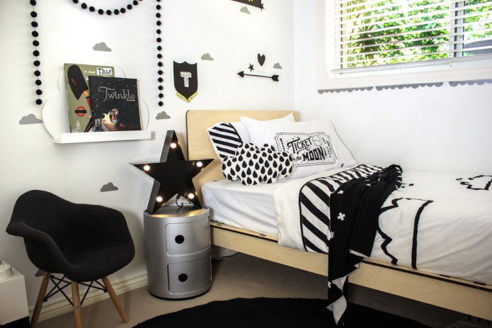 Scandinavische kamer voor een jongen