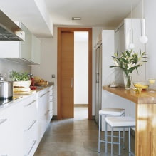 Ontwerp van een kleine keuken met een bar - 10