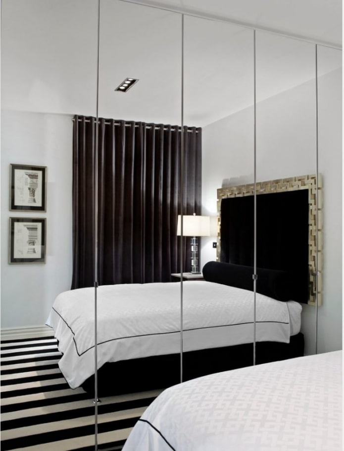 spiegelkast in de slaapkamer