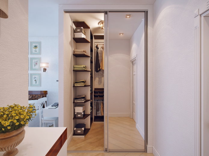 kleedkamer in een nis in het interieur