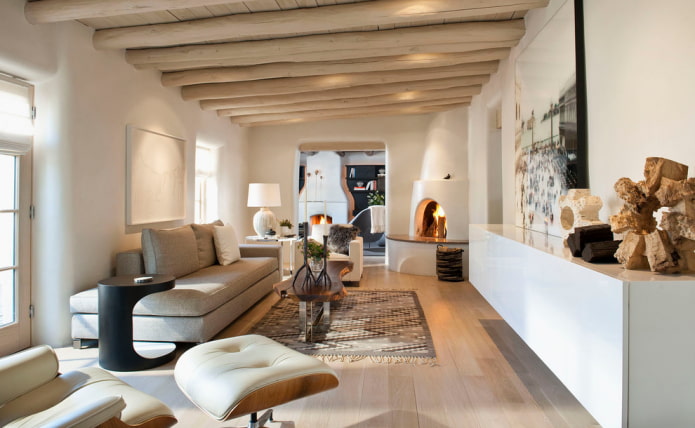Beige plafondbalken