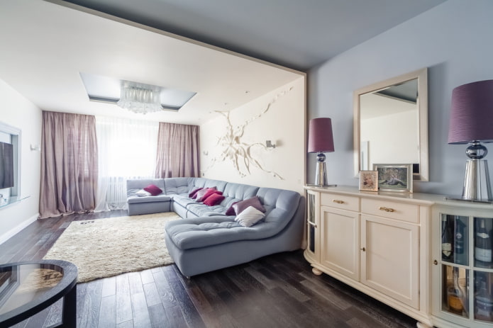 plafond dat overgaat in een muur in het interieur