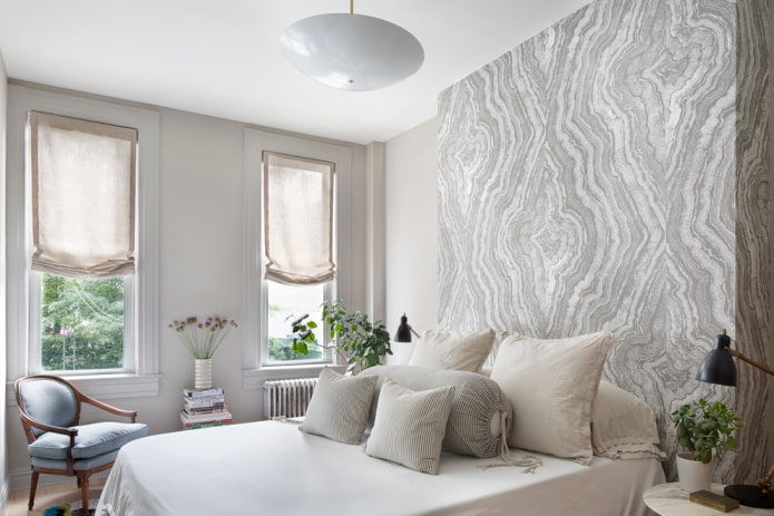 gordijnen voor smalle ramen in het interieur