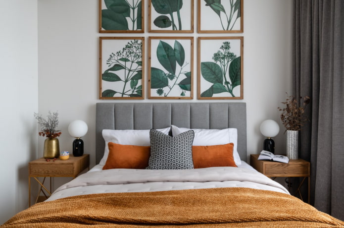 posters in de slaapkamer boven het bed
