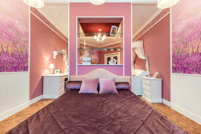 roze muren in de slaapkamer