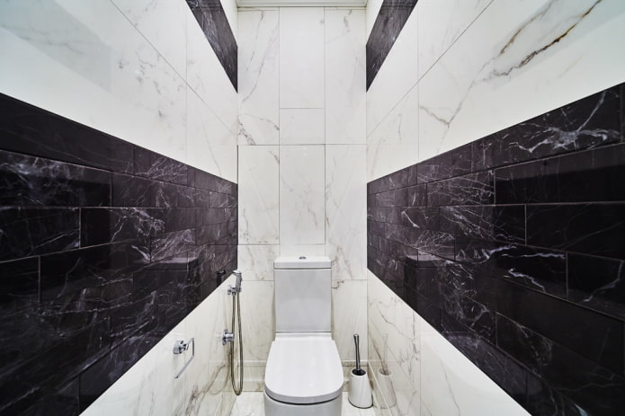 toiletdecoratie in een Chroesjtsjovisch appartement
