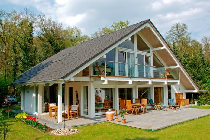 vakwerkhuis met terras