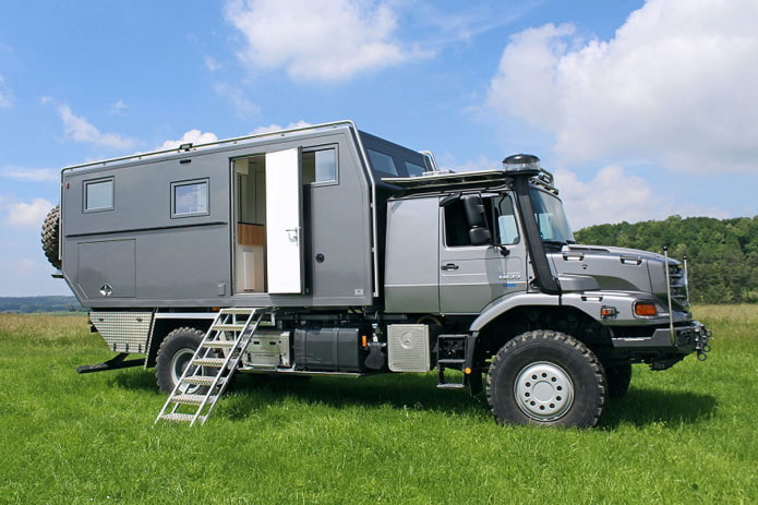 motorhome buiten