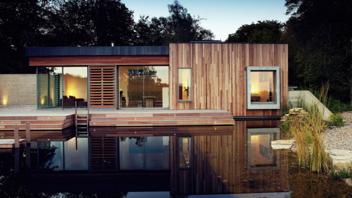 houten huis in hightechstijl