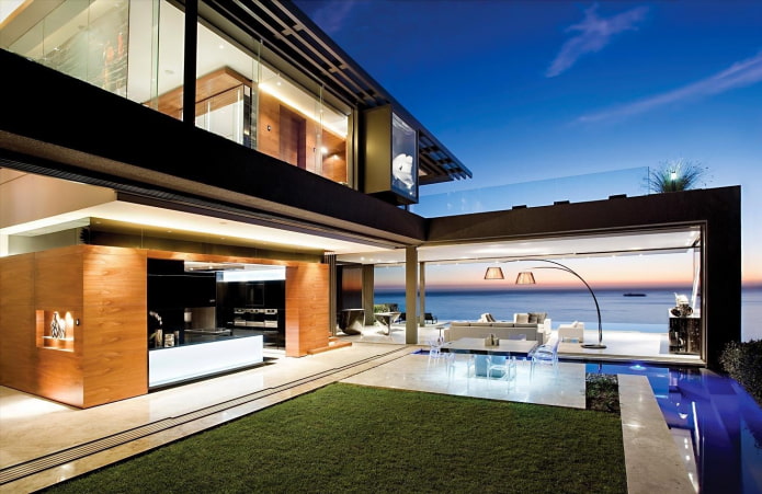 huis in hightech-stijl aan de kust
