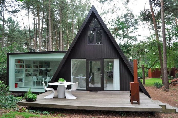 klein huis in hightech-stijl