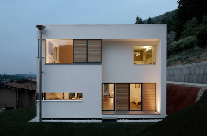 klein huis in hightech-stijl