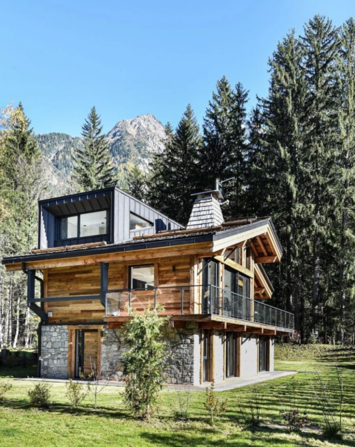 huis met balkon in een cirkel