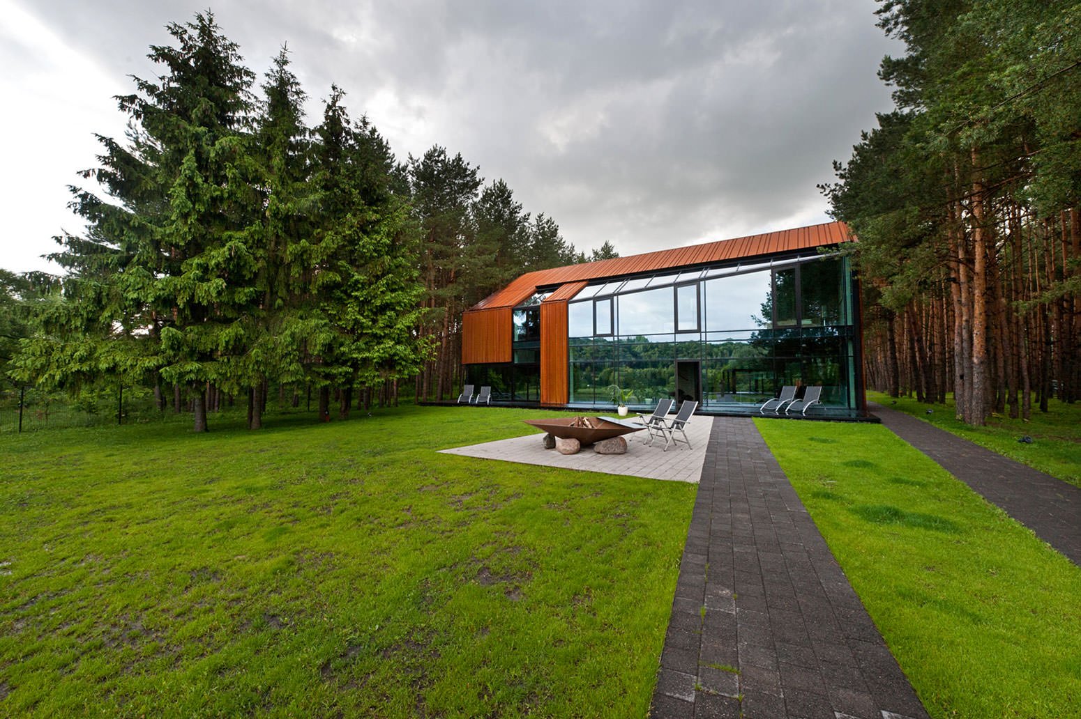 prachtig huis met panoramische ramen