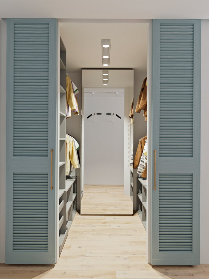 kleedkamer met lamellen in het interieur