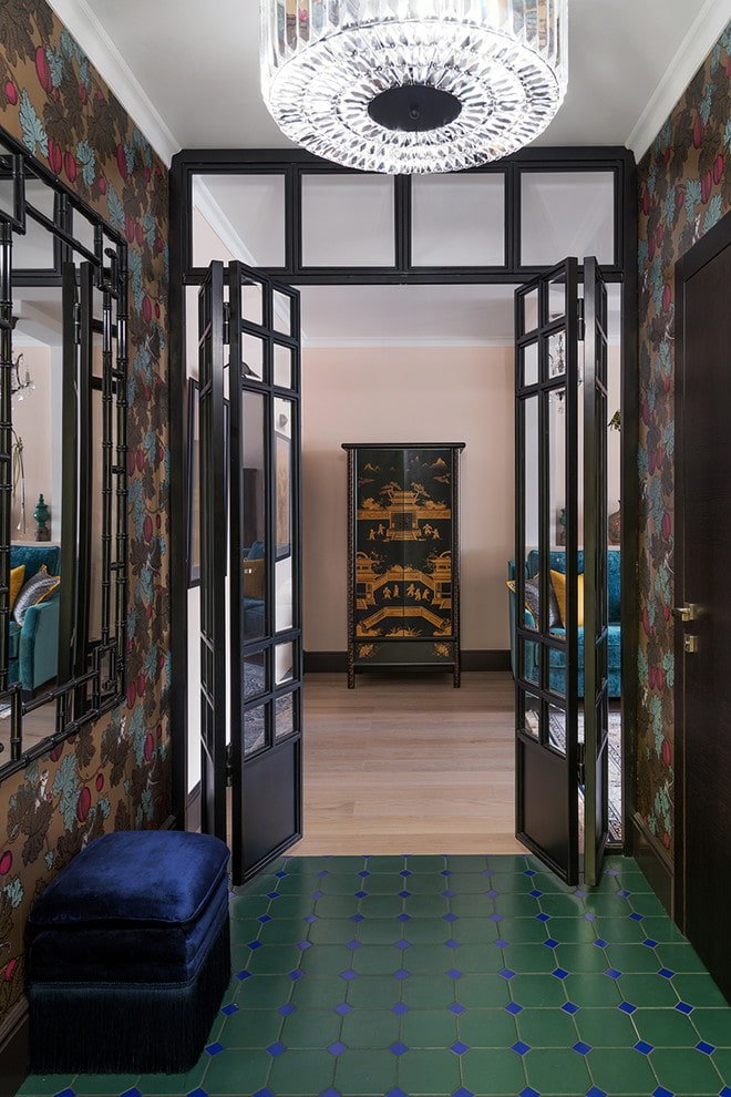 harmonicadeur in het interieur van de gang