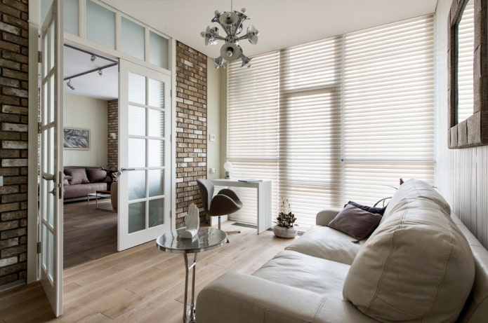 zwaaideuren in de woonkamer in loftstijl