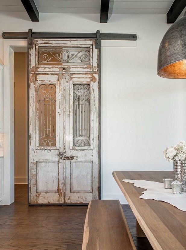 schuifdeuren in het interieur in Proven?aalse stijl