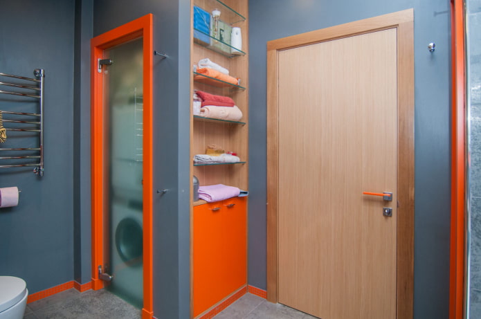 MDF-deur in de badkamer