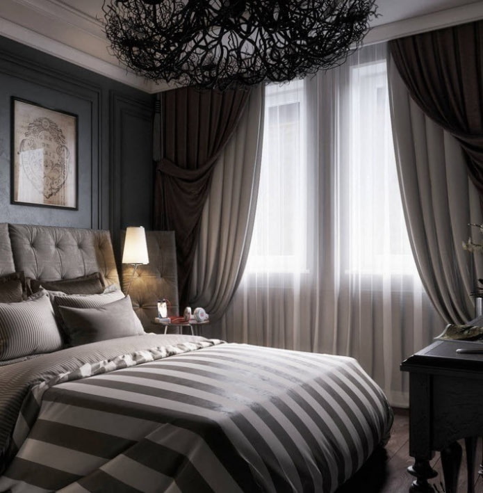 dubbele gordijnen in het interieur van de slaapkamer