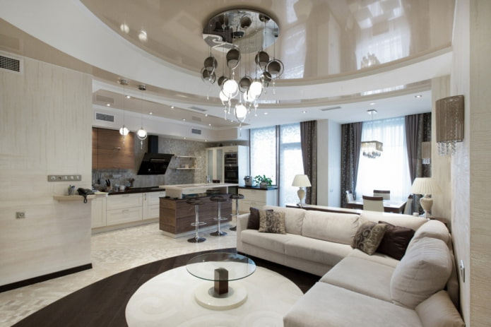 gecombineerd plafond in de woonkamer