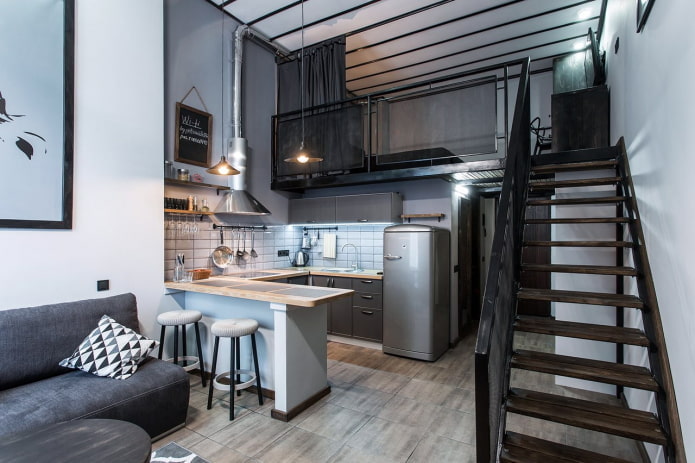 interieur van een studio-appartement met twee verdiepingen