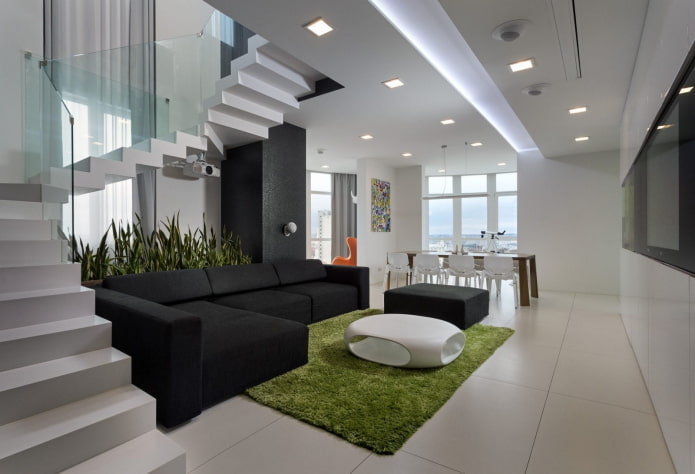 ontwerp van het interieur van een appartement met twee verdiepingen