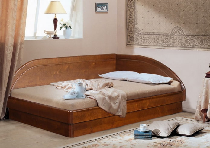 tweepersoons hoekbed in het interieur