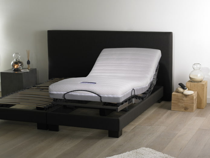 bed met anatomisch onderstel
