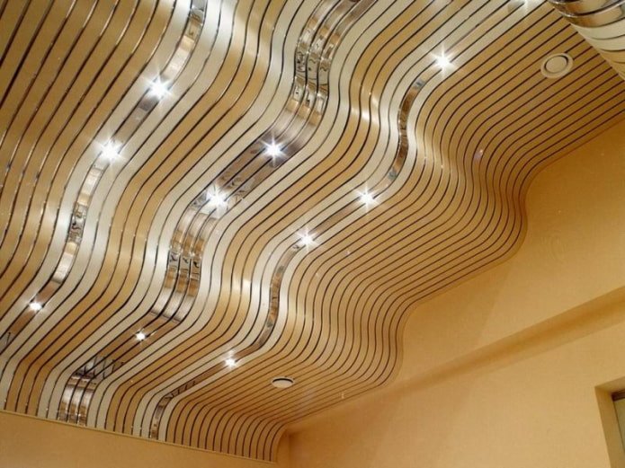 slatted figure hanging structure