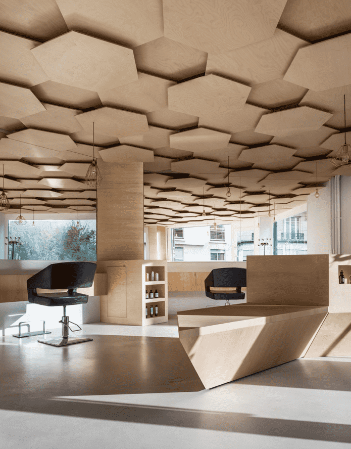 gefigureerde multiplex plafondstructuur