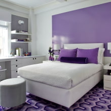 Mooie paarse slaapkamer in het interieur-0
