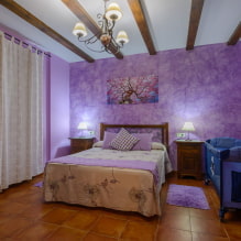 Prachtige paarse slaapkamer in het interieur-1