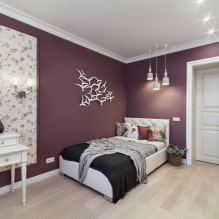 Prachtige paarse slaapkamer in het interieur-7