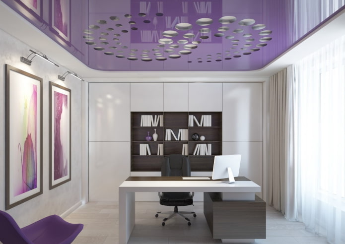 gesneden stretchstof in violette kleur