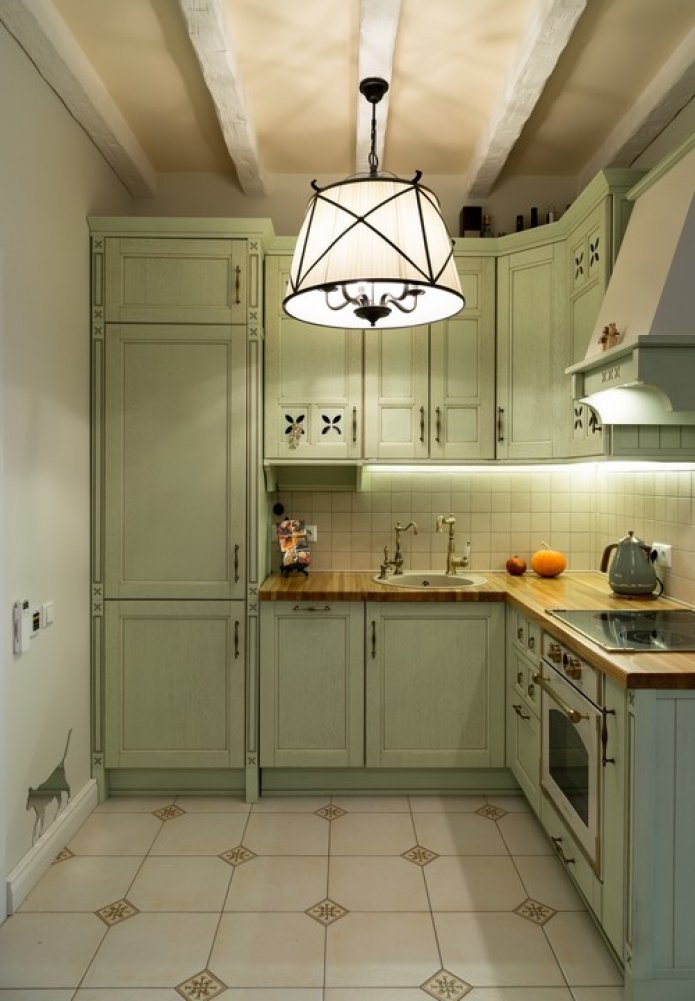 houten aanrechtblad in de keuken